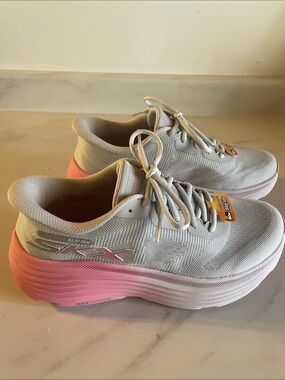 Skechers Go Run Slip Ins Woman’s 9